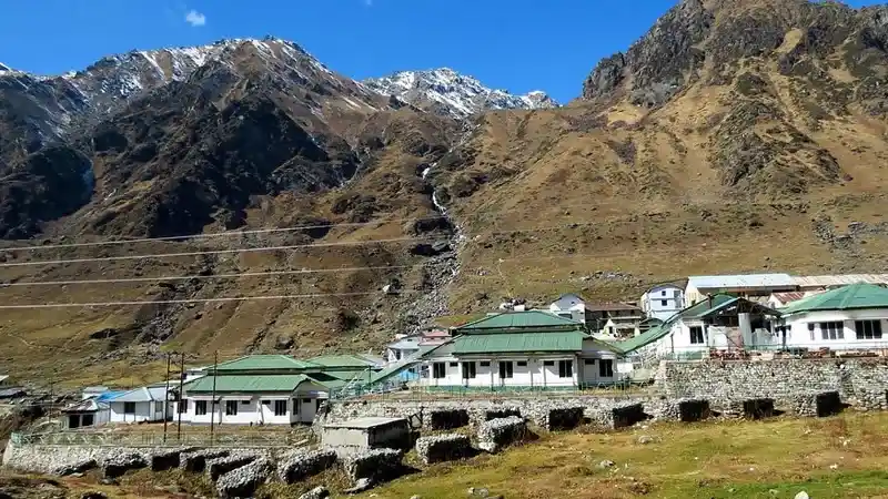 GMVN camps and tents for stay in Kedarnath Dham