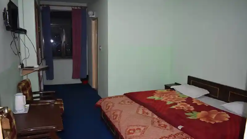 Hotel Dwarikesh Badrinath