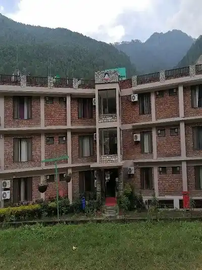 Kailash Residency Guptkashi with mountain views