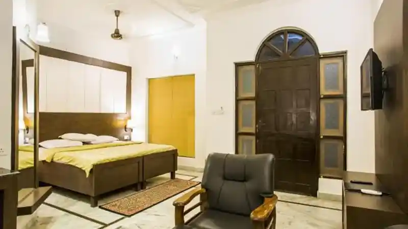 Hotel Narayan Palace Badrinath