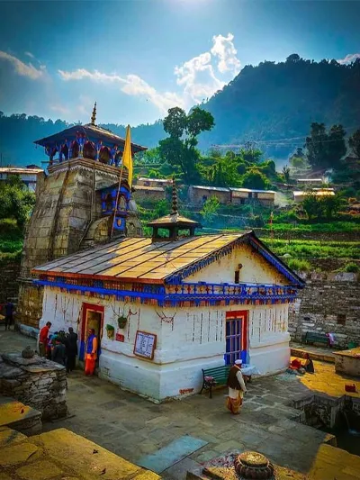 Hotels near Triyuginarayan Temple