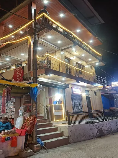 Hotel Gayatri Niketan with beautiful valley views