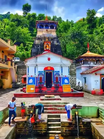 Hotels in Guptkashi