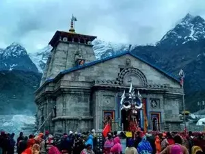 Devotees Throng Kedarnath