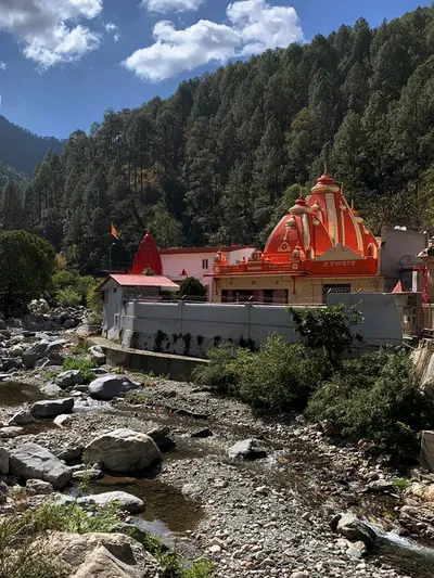Kainchi Dham Tour Package