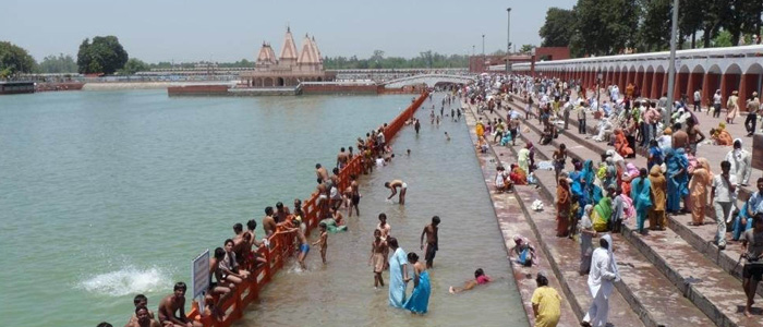 Pind Daan in Sannihit Sarovar