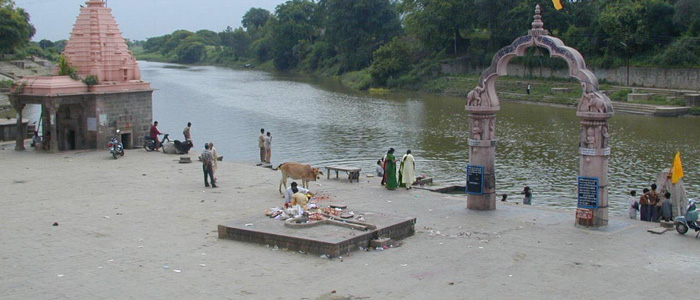 Pind Daan in Shaktibeah Tirth, Avantika