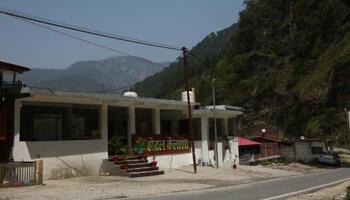 Hotel Kailasha Uttarkashi