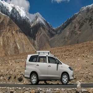Car, Bus & Taxi Hire Rates and Booking for Char Dham Yatra