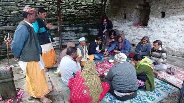 Puja at Gaurikund Temple