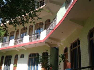 Hotel Riya Residency