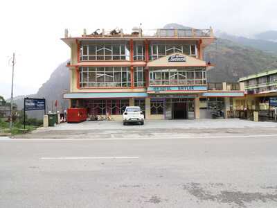New Hotel Shivlok