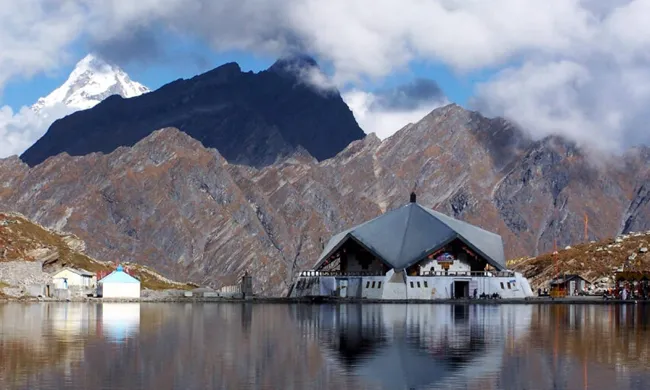 Hemkund Sahib Helicopter Yatra